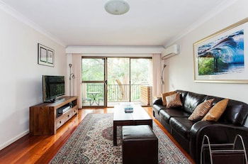 The Apartment Service RAND2 - New South Wales Tourism  6