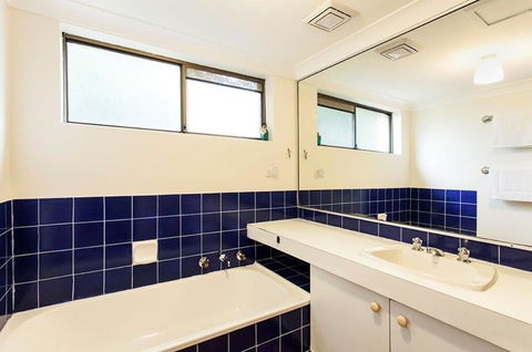 The Apartment Service RAND2 - New South Wales Tourism  4