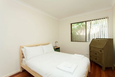 The Apartment Service RAND2 - New South Wales Tourism  0