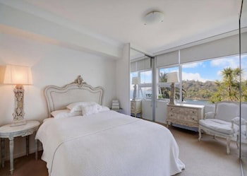 Elegant Waterfront Mosman Bay RAG10 - New South Wales Tourism  0