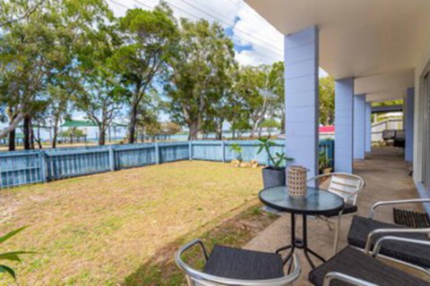 Charm & Comfort In This Ground Floor Unit With Water Views! Welsby Pde Bongaree - New South Wales Tourism  0