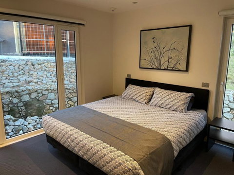 Ropers Apartments - New South Wales Tourism  3