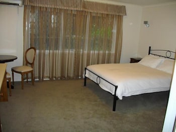Elizabethan Lodge - New South Wales Tourism  3