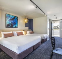 Nightcap at Gateway Hotel - New South Wales Tourism 