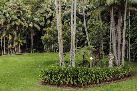 Mt Tamborine Stonehaven Guest House - New South Wales Tourism  7