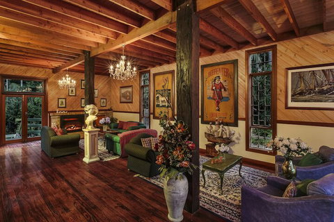 Mt Tamborine Stonehaven Guest House - New South Wales Tourism  6