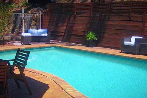 Eltham Motor Inn - New South Wales Tourism  4