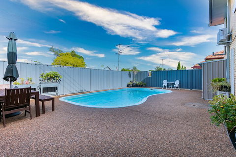 Hunter Valley Motel - New South Wales Tourism  3