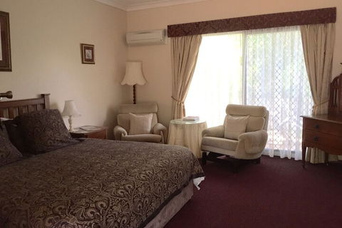The Noble Grape Guesthouse - New South Wales Tourism  5