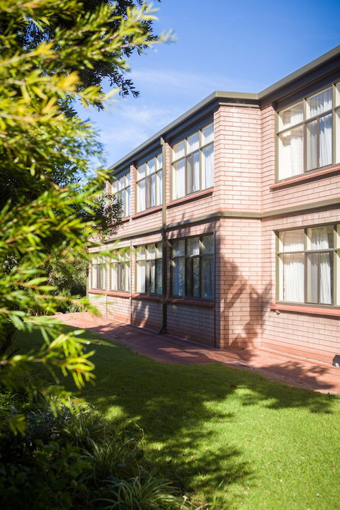 Foreshore Motor Inn - New South Wales Tourism  1