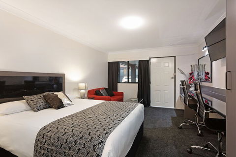 Alabaster Motor Inn Taree - New South Wales Tourism  7
