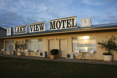 Lakeview Motel & Apartments - New South Wales Tourism  2
