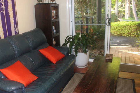 Azura Beach House B&B - New South Wales Tourism  4