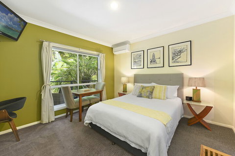 Azura Beach House B&B - New South Wales Tourism  3