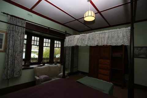 COLWYN HOUSE & STABLE COTTAGE B B - New South Wales Tourism  4