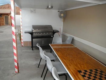 Bondi Motel - New South Wales Tourism  0