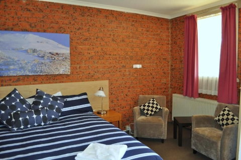 Merrijig Motor Inn Resort - New South Wales Tourism  6