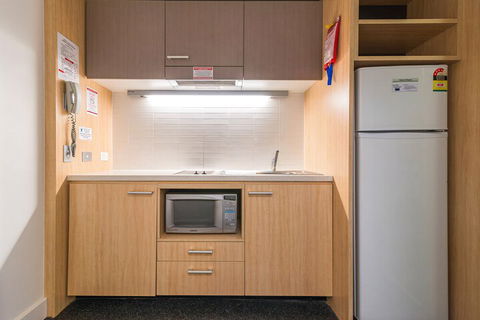 RMIT Village House - New South Wales Tourism  3