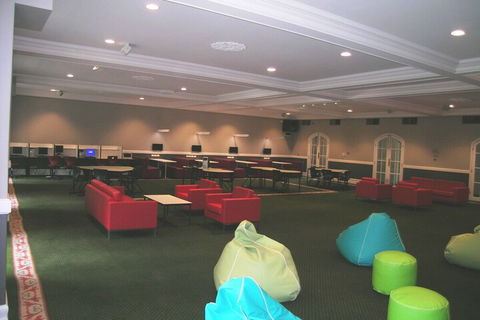 RMIT Village House - New South Wales Tourism  1