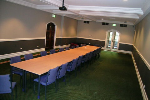 RMIT Village House - New South Wales Tourism  5