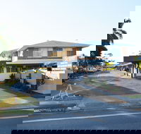 Rover Holiday Units - New South Wales Tourism 