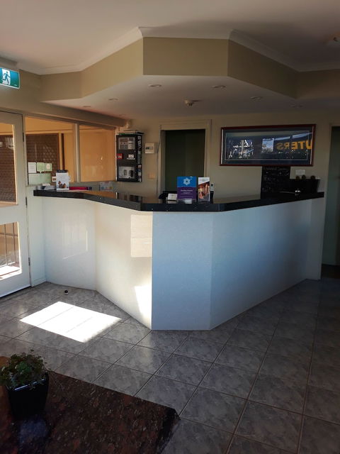 SureStay Hotel By Best Western Karinga Motel - New South Wales Tourism  2