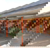 Motel Oasis - New South Wales Tourism 