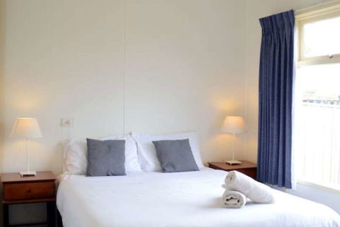 Hibiscus Heights - New South Wales Tourism  2