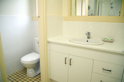 Hibiscus Heights - New South Wales Tourism  4