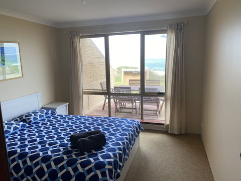 Lands Edge - New South Wales Tourism  3