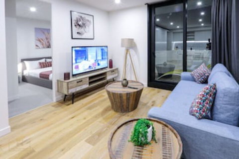 Unil Apartments Glenwaverley - New South Wales Tourism  0