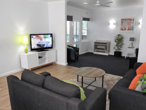 Wattle Grove Villa - New South Wales Tourism  6