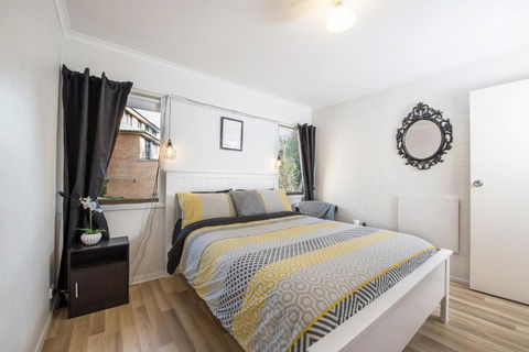 Kirwan Apartment 21 - New South Wales Tourism  2