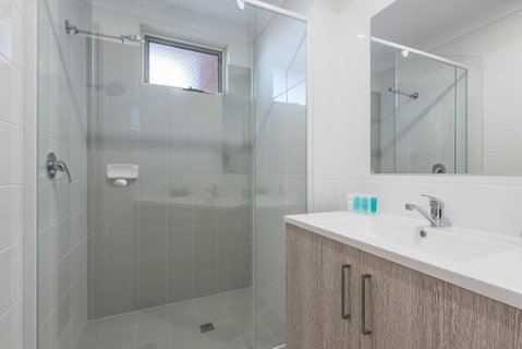 Jurien Bay Motel Apartments - New South Wales Tourism  3