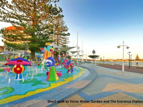 Bayview Unit 6 The Entrance NSW - New South Wales Tourism  3