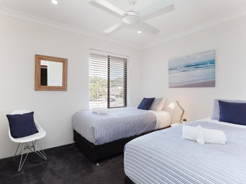 68 Bay Parklands 2 Gowrie Ave Aircon Pool Tennis Court Communal Spa - New South Wales Tourism  6