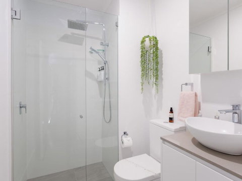 68 Bay Parklands 2 Gowrie Ave Aircon Pool Tennis Court Communal Spa - New South Wales Tourism  1