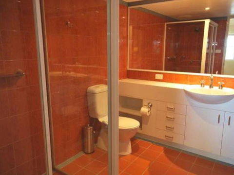 1 The Clippers 131 Soldiers Point Road Fabulous Waterfront Unit - New South Wales Tourism  6