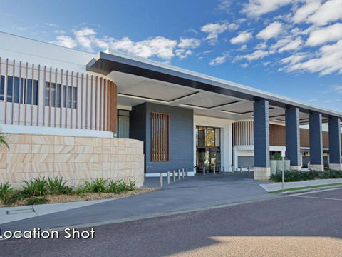 4 Collendina 19 Kurrawa Close Fantastic Water Views & Sea Breezes - New South Wales Tourism  3