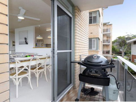2 The Helm 22 Voyager Cl Stunning Waterfront Unit With Air Conditioning - New South Wales Tourism  1