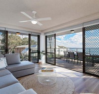 1 The Poplars 34 Magnus St. panoramic water views pool aircon  WIFI - New South Wales Tourism 
