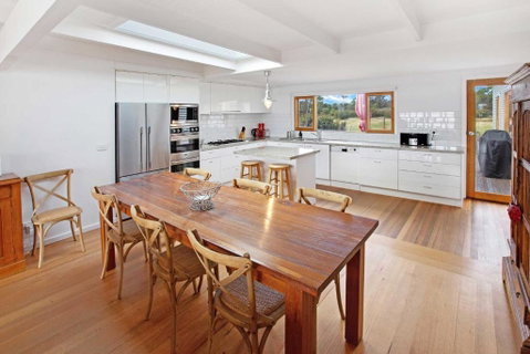 Waterfront Sanctuary Raymond Island Getaway - New South Wales Tourism  4