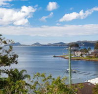 Iluka 46 Soldiers Point Rd Stunning Air Conditioned house with WIFI  Water Views - New South Wales Tourism 