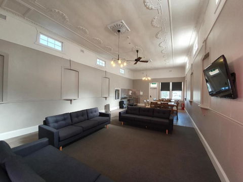 The Royal Hotel - New South Wales Tourism  6