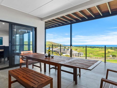 Sunset Horizon At Lady Bay 8 Huntingdale Drive - New South Wales Tourism  3