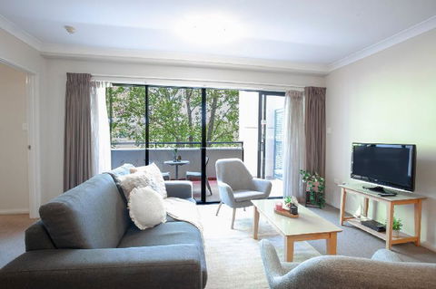 A Comfy 2BR Home Top Location FREE Parking - New South Wales Tourism  4