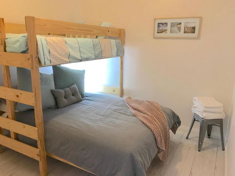Smugglers Resort Style Apartments No 9 - New South Wales Tourism  4