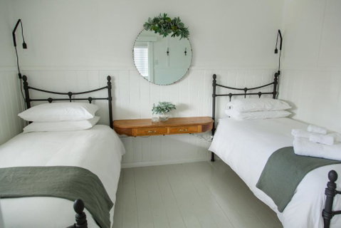 The Rested Guest 3 Bedroom Cottage West Wyalong - New South Wales Tourism  5