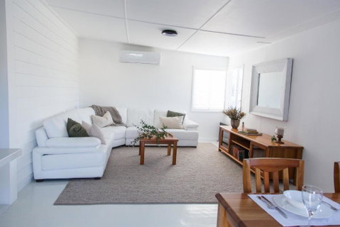 The Rested Guest 3 Bedroom Cottage West Wyalong - New South Wales Tourism  3