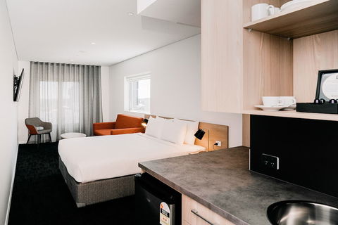 Tom's Court Hotel - New South Wales Tourism  6